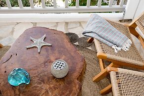 Island Mykonos Suites & Studios