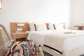 Island Mykonos Suites & Studios