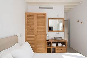 Island Mykonos Suites & Studios