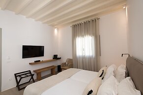 Island Mykonos Suites & Studios