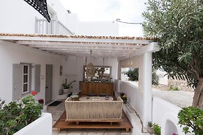 Island Mykonos Suites & Studios