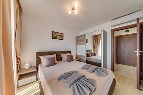 Apartcomplex Golden Bay