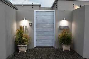 Kowie River Guest House