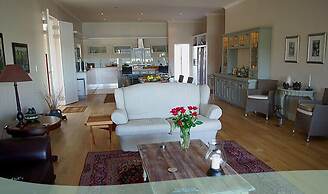 Kowie River Guest House