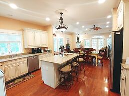 Luxurious Southern Belle 1 Beach Home