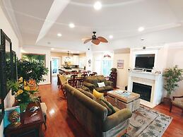 Luxurious Southern Belle 1 Beach Home