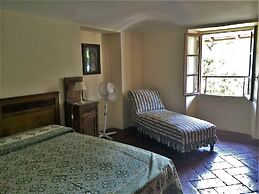 Villa Lucia Laglio with private lake access