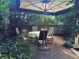 Villa Lucia Laglio with private lake access