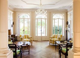 Villa Lucia Laglio with private lake access