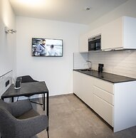 Home & Work Apartments