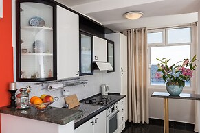 Sea View Apartments - Apartment Merivo