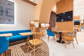 Hampton by Hilton Warsaw Reduta