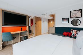 Hampton by Hilton Warsaw Reduta