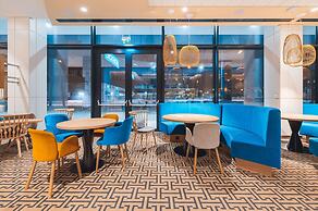 Hampton by Hilton Warsaw Reduta