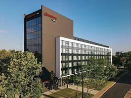 Hampton by Hilton Warsaw Reduta