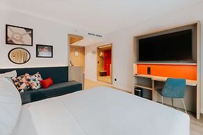 Hampton by Hilton Warsaw Reduta