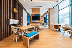 Hampton by Hilton Warsaw Reduta