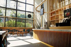 Hotel Resonance Taipei, Tapestry Collection by Hilton