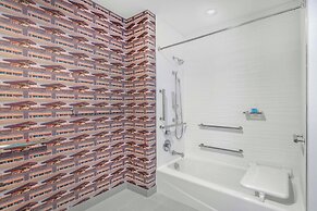 Aloft by Marriott Denver North Westminster