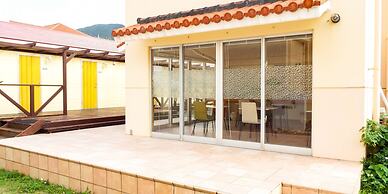 Asobi Base Yamabare House Ishigakijima