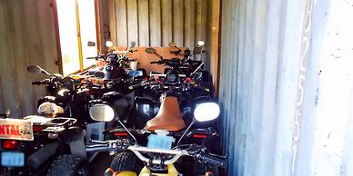 Asobi Base Yamabare House Ishigakijima