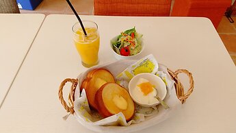 Asobi Base Yamabare House Ishigakijima