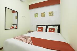 SUPER OYO Flagship 3688 Pot Art