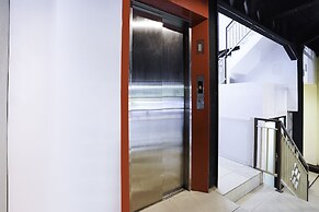 SUPER OYO Flagship 3688 Pot Art