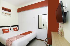 SUPER OYO Flagship 3688 Pot Art