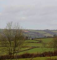 The Shearer's Hut, Sleeps 2, Wood Burner, Fire Pit