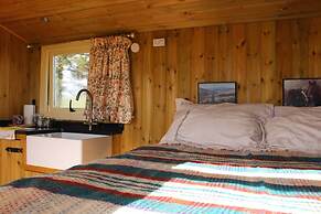 The Shearer's Hut, Sleeps 2, Wood Burner, Fire Pit