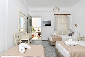 Hara Studios and Apartments