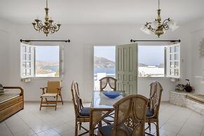 Hara Studios and Apartments