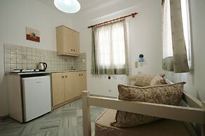 Hara Studios and Apartments