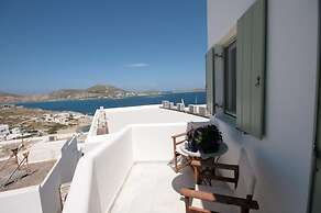 Hara Studios and Apartments