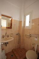 Hara Studios and Apartments