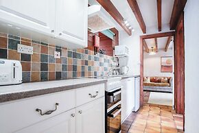 The Stables - 1 Bedroom Apartment