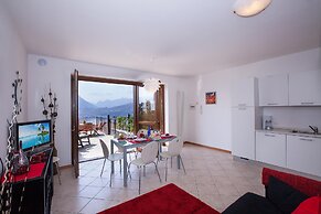 Vista d'Oro Ulivo Apt. 4