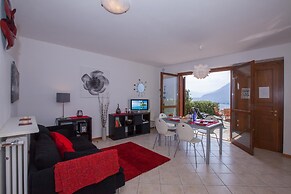 Vista d'Oro Ulivo Apt. 4