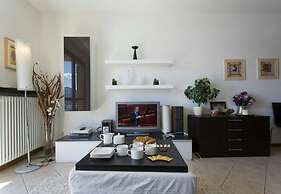 Vista d'Oro Ulivo Apt. 8