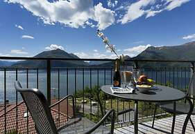 Vista d'Oro Ulivo Apt. 8