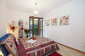 Vista d'Oro Ulivo Apt. 7