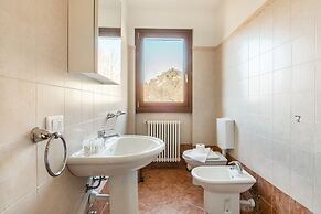 Vista d'Oro Ulivo Apt. 7