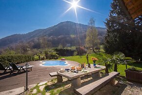 Villa Victoria