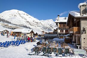 Italia 2 Ski in-Ski out 50m