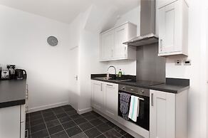 Mclaren House Seahouses