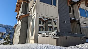 Echo Landing #12 by Bear Country