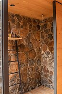 Hotel Cuatro Cuatros