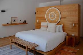 Hotel Cuatro Cuatros