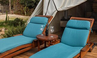 Hotel Cuatro Cuatros